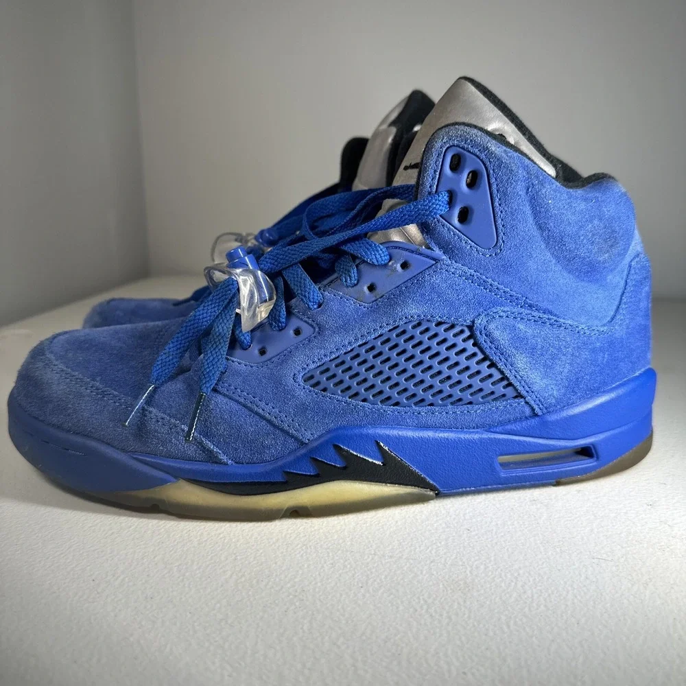 Size‎ 9.5 - Air Jordan 5 Retro Men's Sneakers Blue Suede (136027-401)
